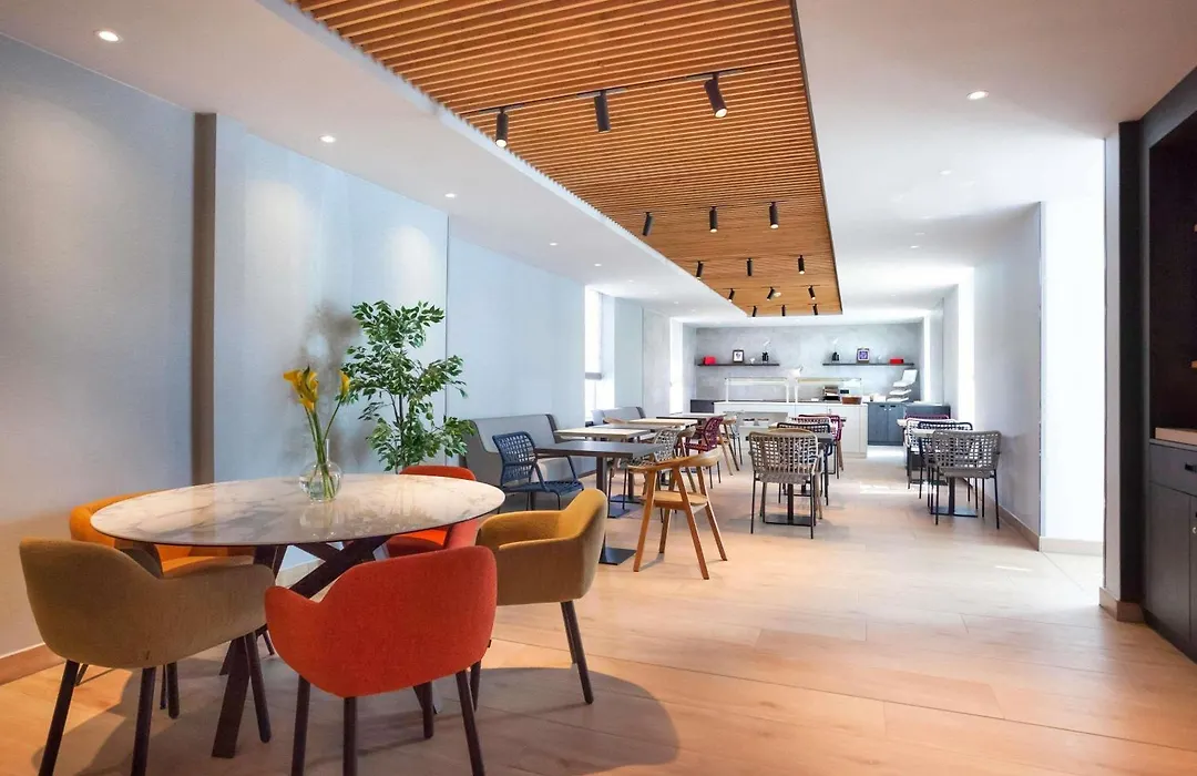 ibis Styles Den Haag Scheveningen-1